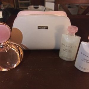 NWOT BVLGARI ROSE GOLDEA SET